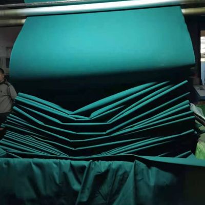 Mediumgewicht licht Perzik Poplin Stof 65% Polyester 35% Katoen voor medische kleding