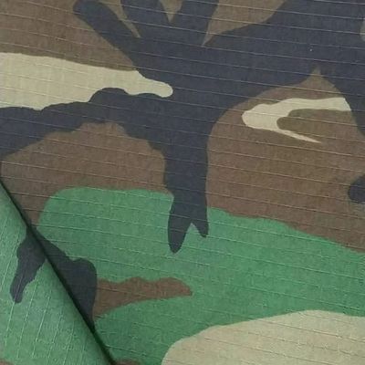 50/50 Nylon Cotton Camouflage Printing Ripstop Stof met WR-functie OEM geaccepteerd 220gsm