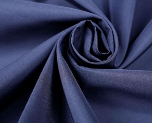 Duurzaam milieuvriendelijk kleurstof 100% polyester twill gabardine stof voor geweven kleding