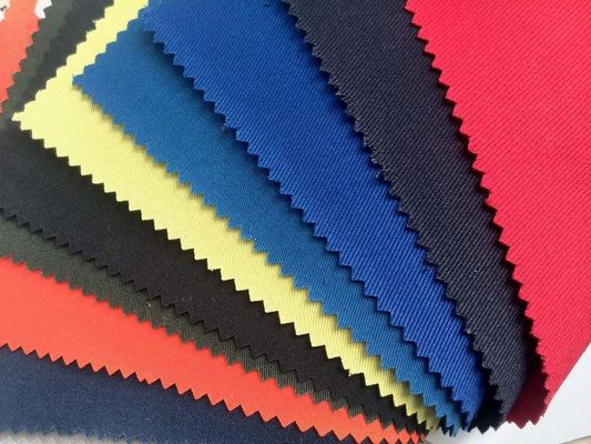 190-240 gms TC boorstof Polycotton stof 65/35 voor werkkleding Performance