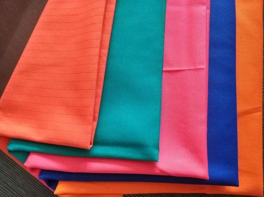 Waterdicht CVC 60 Katoen 40 Polyester Anti-static Grid Werkkleding voor elektronisch werk