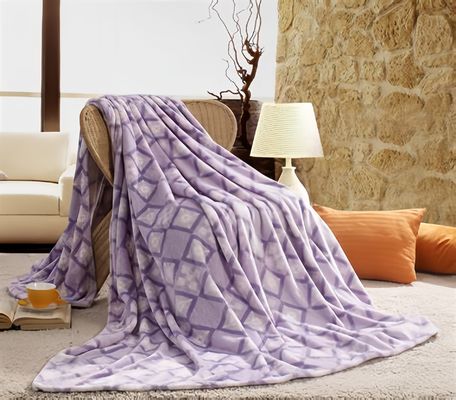 Concurrerende flannelstof 57/58&quot; voor huishoudelijke textiel Middelgewicht en 100% polyester