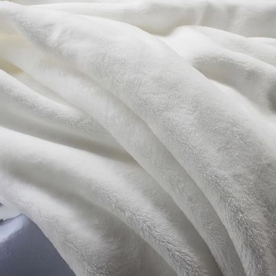 Concurrerende flannelstof 57/58&quot; voor huishoudelijke textiel Middelgewicht en 100% polyester