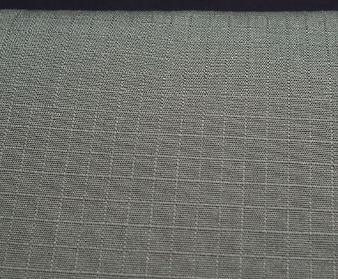 235 gms TC Ripstop Stof in donkergroen voor veiligheid Uniform aangepaste kleur