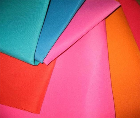 Patroon Vaste stoffen Vlamvertragend polyester twillstof voor huishoudelijke textieluniformen