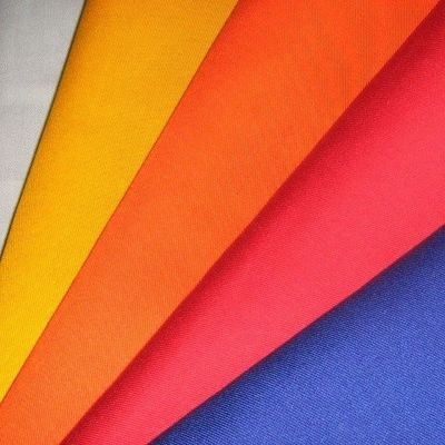 Preppy Style 100% polyester twillstof voor schooluniformen Garensummer 150D*150D