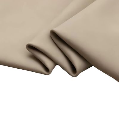 Aanpassingsontwerpen 65*35 Polyester- en katoenen werkkleding Twillstof met een gemiddeld gewicht