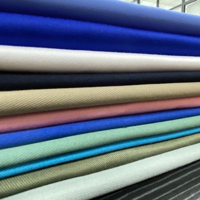 Middelgewicht Gewoon geverfd 80 Polyester 20 Katoenen drukstof voor werkkleding Jacketzak