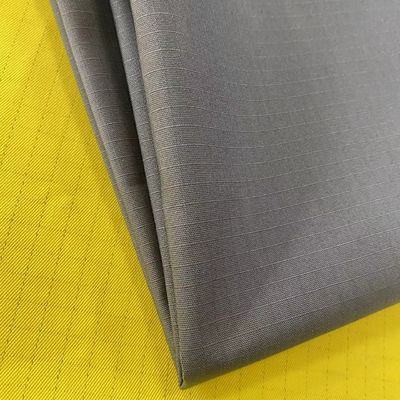 Mediumgewicht gedrukt polycotton-rippstopstof voor waterdichte uniformen