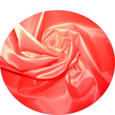 40-90 gsm Wild gebruikt 100% polyester 210T Taffeta Kleurstof met Export Standard