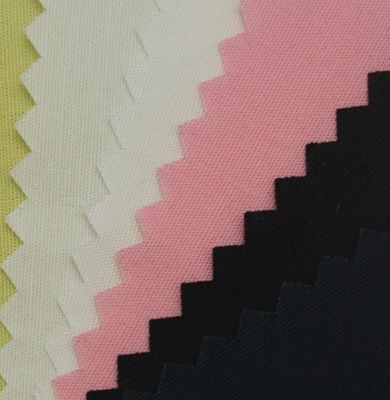 58/60" Breedte Duurzaam 100% Polyester Lining 210T Taffeta Kleur Stof Op maat