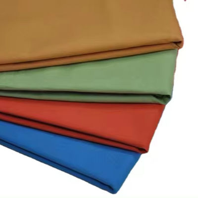 Waterdicht 100% polyester bekleding 210T Taffeta aangepast kleurstofpatroon SOLIDS